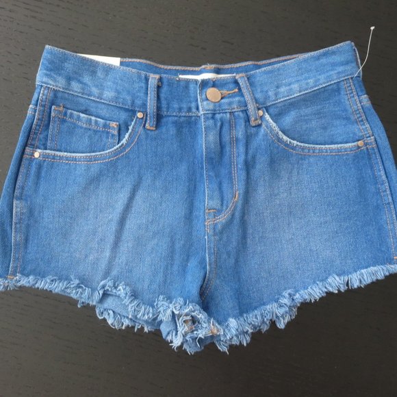 Bullhead Pants - NWT BULLHEAD HIGH RISE Jean Short Shorts